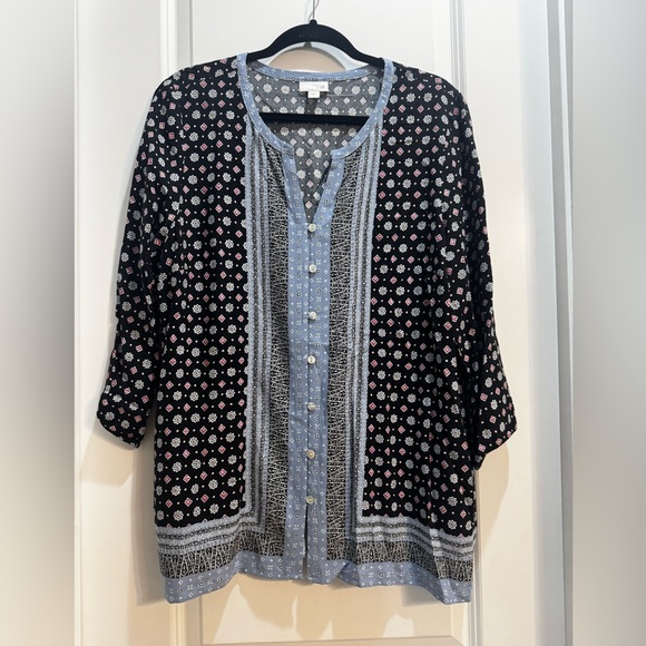 J Jill Button Down Top Black Print 3/4 Sleeves Split Vneck Armpit To Armpit22” L - Picture 3 of 7